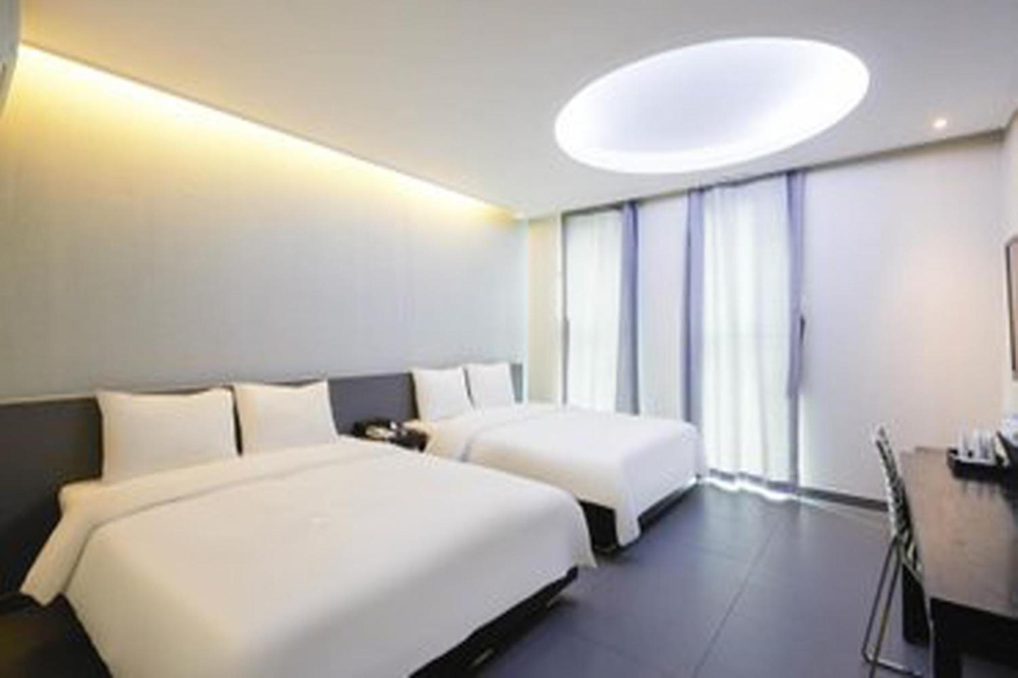 G Tourist Hotel Wolmido 仁川 外观 照片