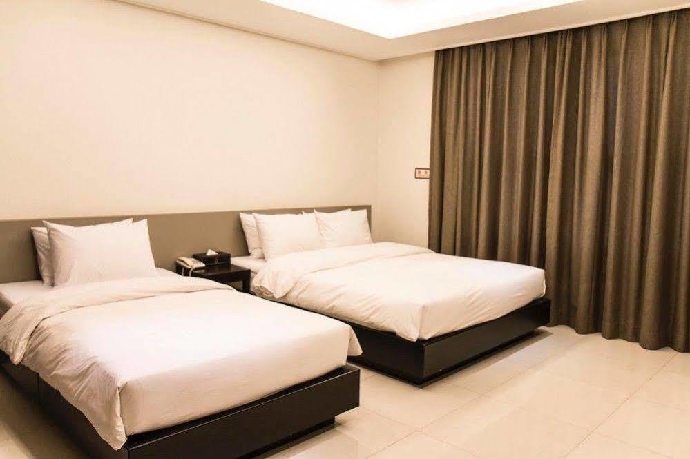 G Tourist Hotel Wolmido 仁川 外观 照片