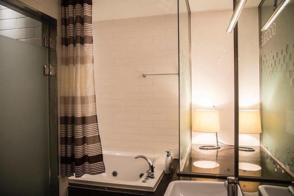 G Tourist Hotel Wolmido 仁川 外观 照片