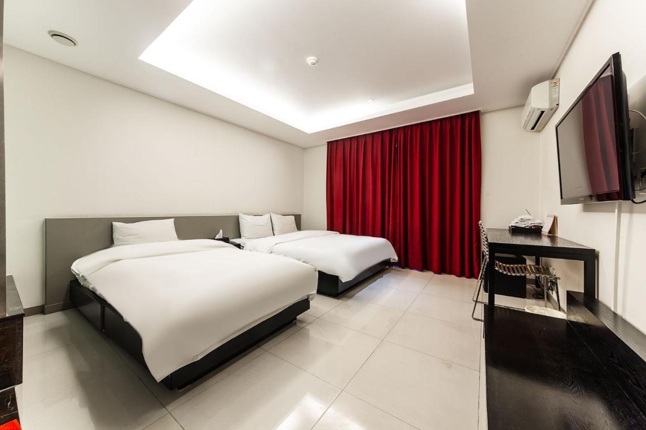 G Tourist Hotel Wolmido 仁川 外观 照片